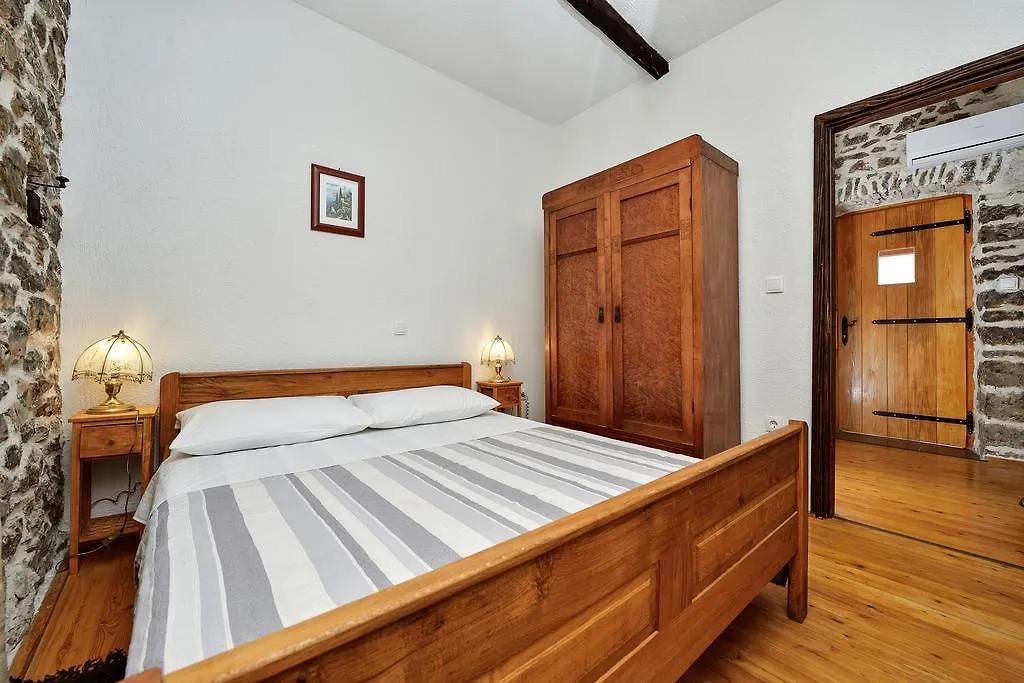 Holiday Home Sudinjevi Dvori Sukošan